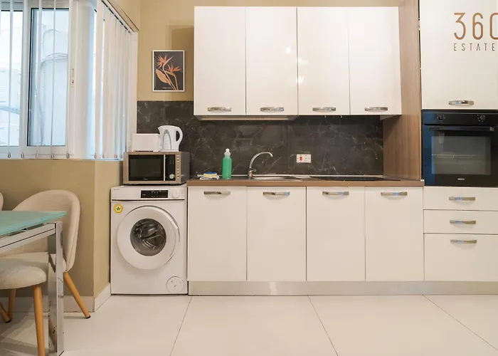 Central, Fully Equipped 1br With Ac & Wifi By 360 Estates Gzira